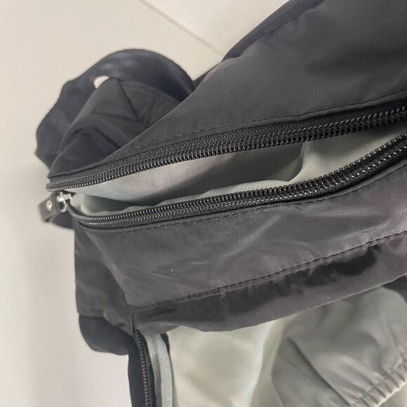 Skip Hop Black & Grey Nolita Diaper Backpack - Picture 7 of 9